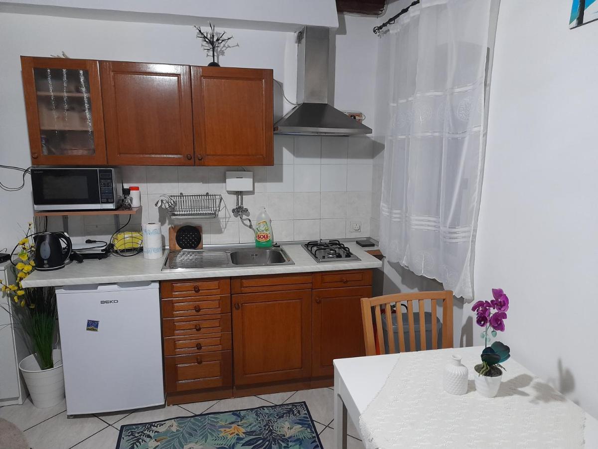 Apartment The Old House Врсар Екстер'єр фото